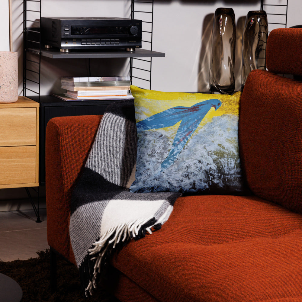 ClearMind Home - Battle Bird Premium Pillow